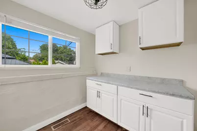 11014 S Washtenaw Avenue, Chicago, IL 60655 - Photo 10