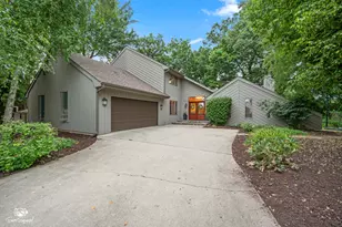 619 Westridge Rd, Joliet, IL 60431 - Photo 1