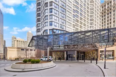 405 N Wabash Avenue #405, Chicago, IL 60611 - Photo 2