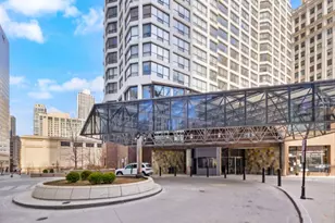 405 N Wabash Ave, Chicago, IL 60611 - Photo 2