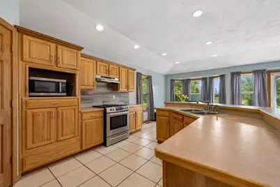 507 Benedict Drive, Poplar Grove, IL 61065 - Photo 8
