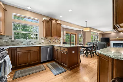 16511 W Springview Drive, Lockport, IL 60441 - Photo 6