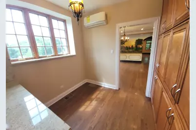 2151 W Granville Avenue #1, Chicago, IL 60659 - Photo 8