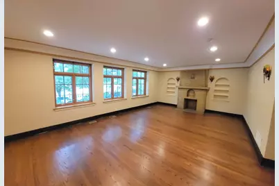 2151 W Granville Avenue #1, Chicago, IL 60659 - Photo 2