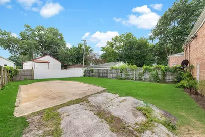 423 Jefferson Street, Dolton, IL 60419 - Photo 8