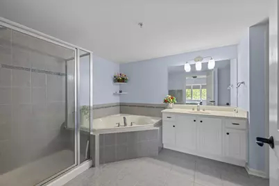 8515 Woodward Avenue #303, Woodridge, IL 60517 - Photo 12