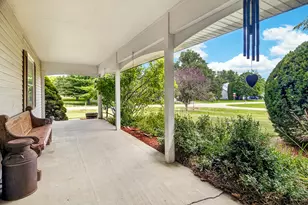 8586 Yellowstone Dr, Byron, IL 61010 - Photo 6
