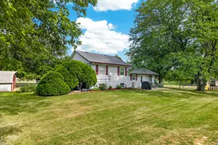 8586 Yellowstone Dr, Byron, IL 61010 - Photo 38