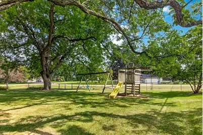 8586 Yellowstone Drive, Byron, IL 61010 - Photo 40