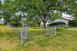 8586 Yellowstone Dr, Byron, IL 61010 - Photo 42