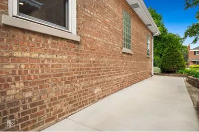 10016 S Clifton Park Avenue, Evergreen Park, IL 60805 - Photo 20
