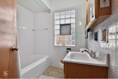10016 S Clifton Park Avenue, Evergreen Park, IL 60805 - Photo 10