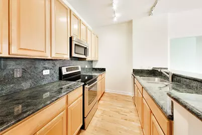 1322 S Prairie Street #607, Chicago, IL 60605 - Photo 8