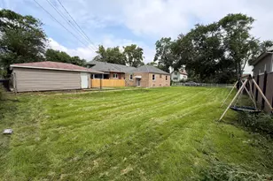 10122 S Wallace St, Chicago, IL 60628 - Photo 20