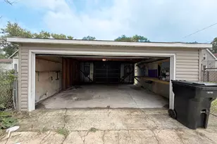 10122 S Wallace St, Chicago, IL 60628 - Photo 22