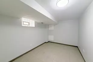 10122 S Wallace St, Chicago, IL 60628 - Photo 12