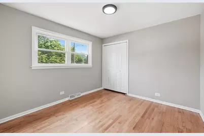9700 S Torrence Avenue, Chicago, IL 60617 - Photo 10