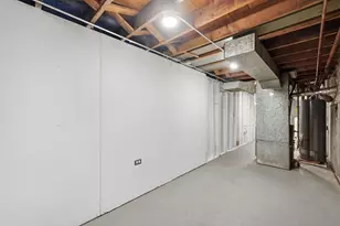 9700 S Torrence Ave, Chicago, IL 60617 - Photo 24