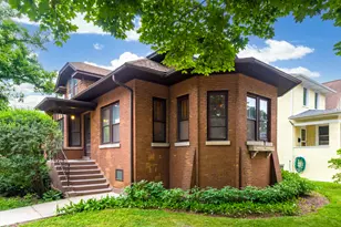 1100 S Scoville Ave, Oak Park, IL 60304 - Photo 1