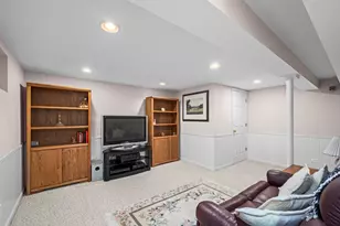 1101 E Mayfair Rd, Arlington Heights, IL 60004 - Photo 24