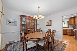 1101 E Mayfair Rd, Arlington Heights, IL 60004 - Photo 8