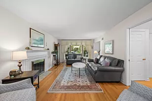 1101 E Mayfair Rd, Arlington Heights, IL 60004 - Photo 4