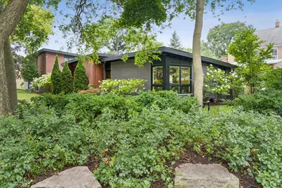1720 Washington Street, Evanston, IL 60202 - Photo 2