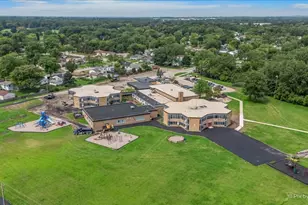 [Address not provided], Waukegan, IL 60087 - Photo 46