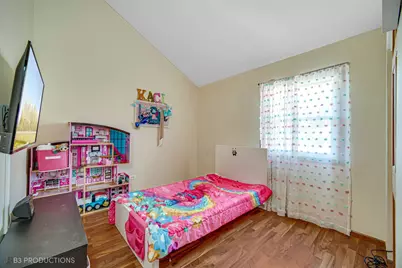 3207 Longford Drive, Joliet, IL 60431 - Photo 16