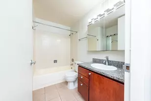 30 E Huron St, Chicago, IL 60611 - Photo 12