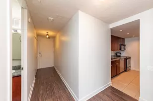 30 E Huron St, Chicago, IL 60611 - Photo 8