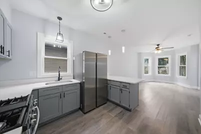 4239 N Albany Avenue, Chicago, IL 60618 - Photo 6