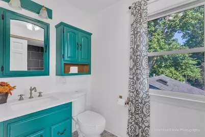 1925 N Woodlawn Park Avenue, McHenry, IL 60051 - Photo 32