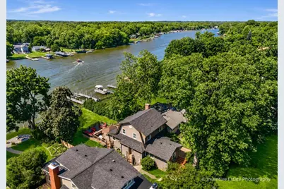 1925 N Woodlawn Park Avenue, McHenry, IL 60051 - Photo 1