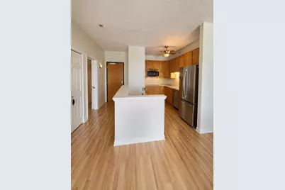 9355 W Irving Park Road #509, Schiller Park, IL 60176 - Photo 4