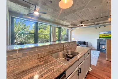 1151 W 14th Place #233, Chicago, IL 60608 - Photo 18
