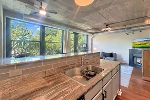 1151 W 14th Pl, Chicago, IL 60608 - Photo 18