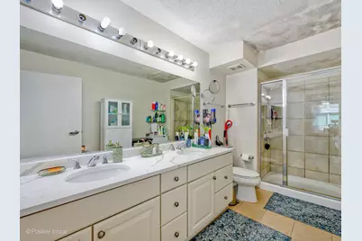 9715 Woods Drive #402, Skokie, IL 60077 - Photo 14