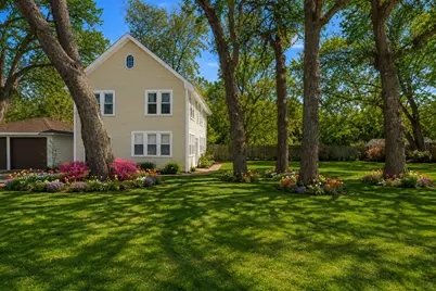 2908 Oakwood Avenue, McHenry, IL 60051 - Photo 2