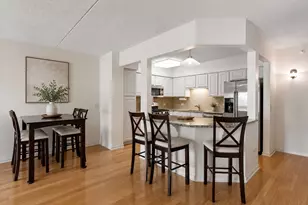 5155 Madison St, Skokie, IL 60077 - Photo 6