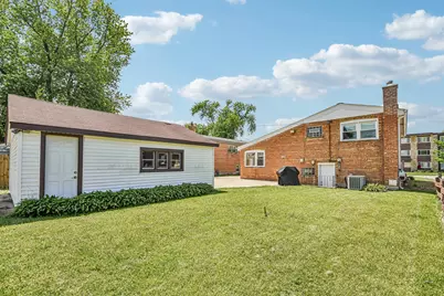 10209 Washington Avenue, Oak Lawn, IL 60453 - Photo 32