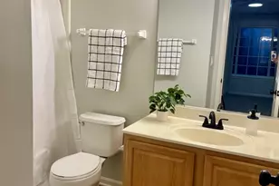 2222 Daybreak Dr, Aurora, IL 60503 - Photo 18