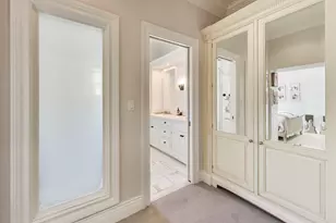 2112 W Cortland St, Chicago, IL 60647 - Photo 12