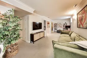 2112 W Cortland St, Chicago, IL 60647 - Photo 16