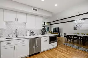 7200 N Ridge Blvd, Chicago, IL 60645 - Photo 4