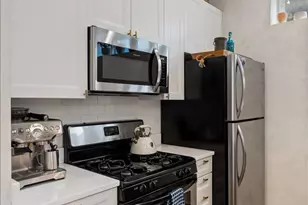 1861 N Hoyne Ave, Chicago, IL 60647 - Photo 10