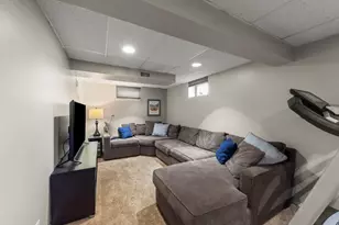 314 Collen Dr, Lombard, IL 60148 - Photo 24