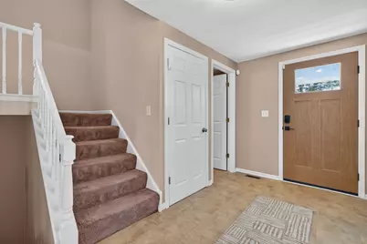 1334 Allison Lane, Schaumburg, IL 60194 - Photo 14