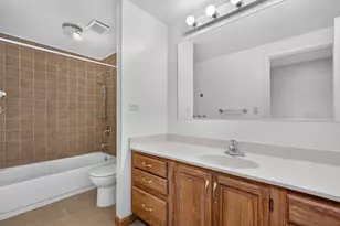 1334 Allison Ln, Schaumburg, IL 60194 - Photo 22