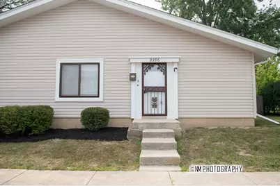 2276 Windsor Lane, Country Club Hills, IL 60478 - Photo 2